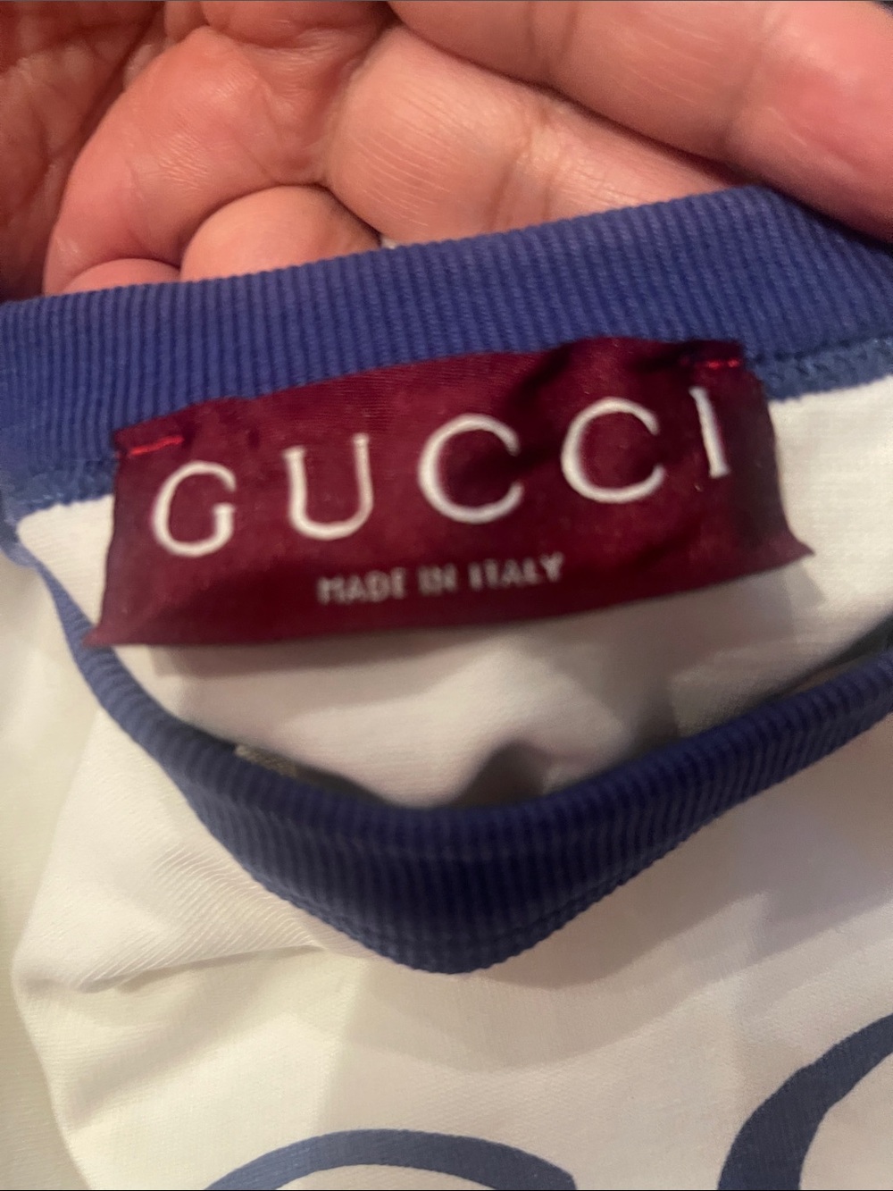 Gucci White Tee with Blue Trim and Red Stripe Crest - Picture 2 of 3